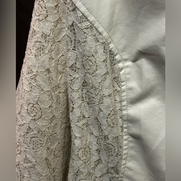 White leather jacket size M - Picture 2 of 4